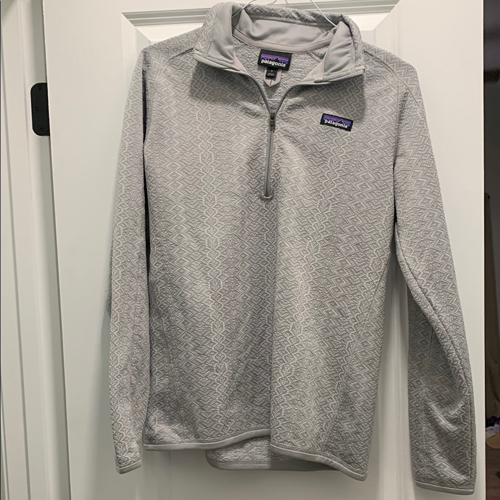 Patagonia Light Gray Patterned Pullover - image 1